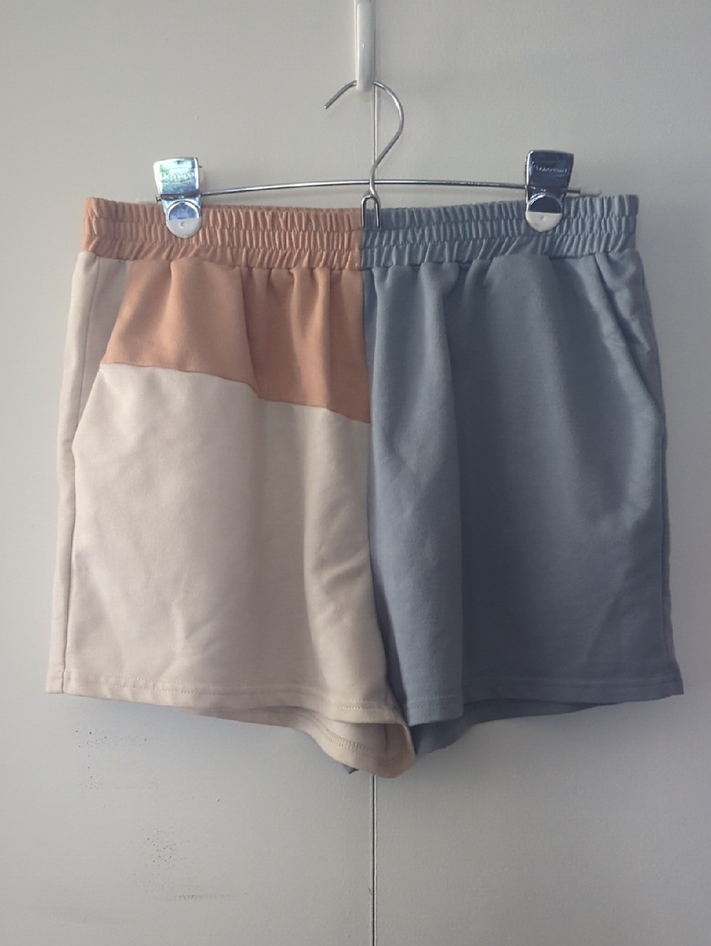 Colorblock Elastic-Waist Shorts